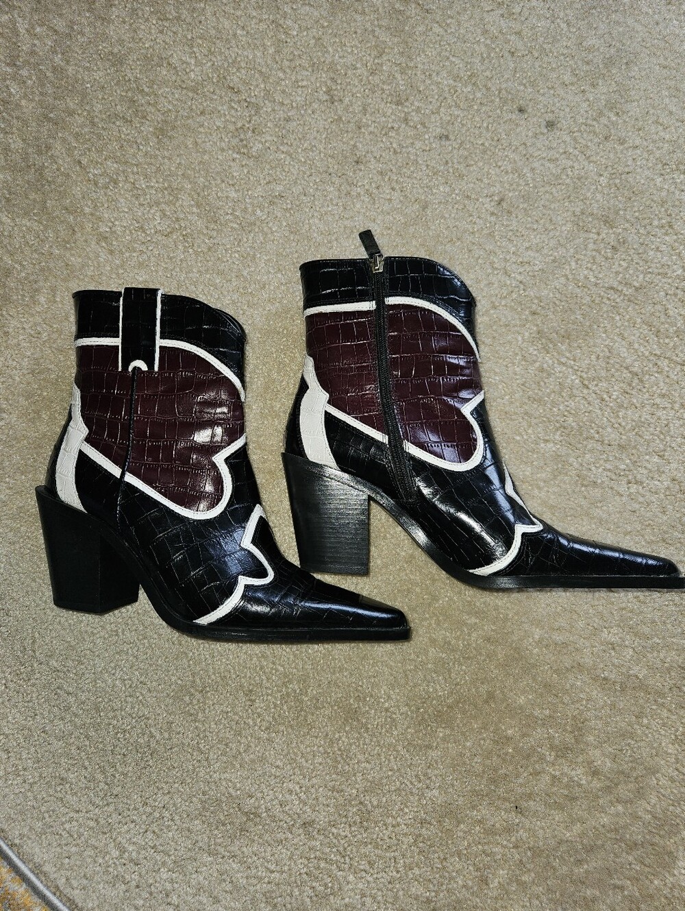 ZARA Black and Burgundy Western-Style Ankle Boots 10